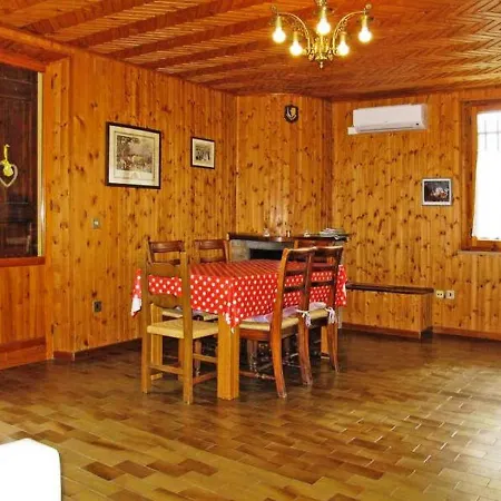 Charming In Ramazzano 110 M² Shared Pool Διαμέρισμα *