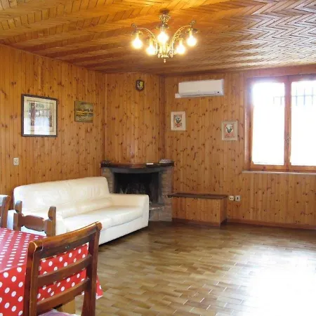 Charming In Ramazzano 110 M² Shared Pool Lejlighed