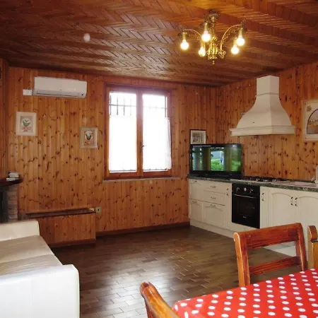 Charming In Ramazzano 110 M² Shared Pool Lejlighed